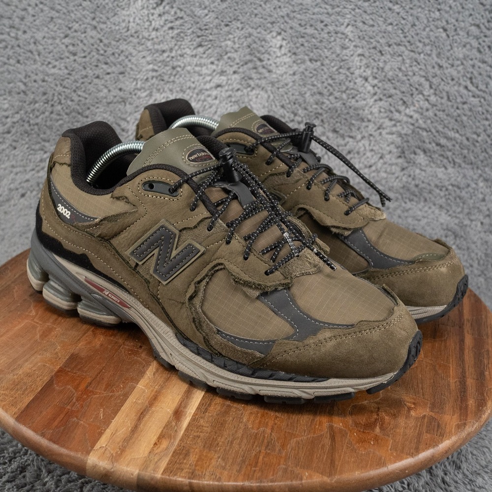 New Balance 2002R Men's Dark Moss Protection Pack Shoes, Mens Size 10